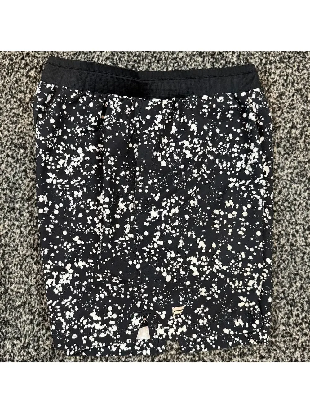 Fabletics Men's Black Paint Splatter Athletic Shorts Size S Built-In Liner